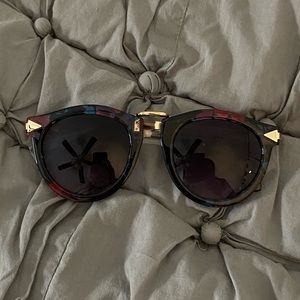 Cute floral print sunglasses